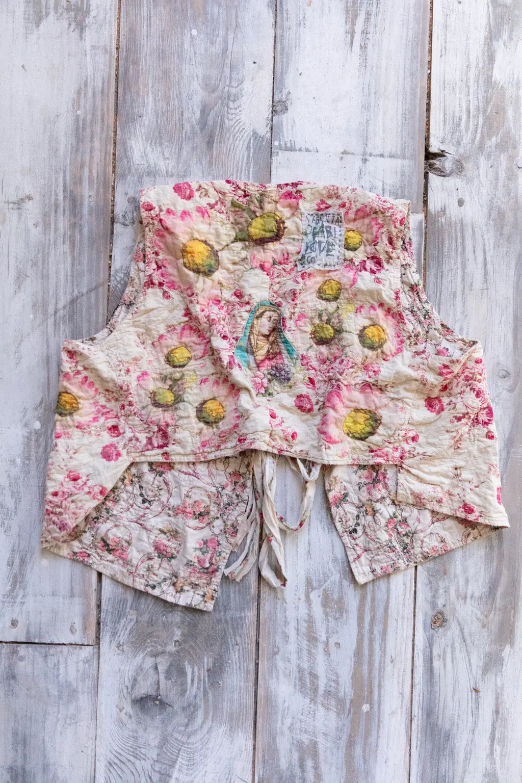 VEST 058 Applique Nikha Vest