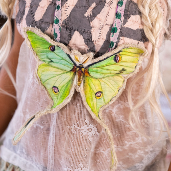 Jabot 146 Luna Moth - Agave