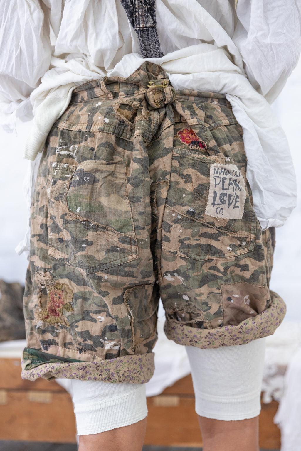 Shorts 028 Woodland Miner - Tree