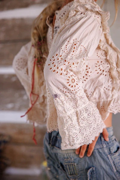 Top 2194 Hermione Eyelet Blouse - Moonlight