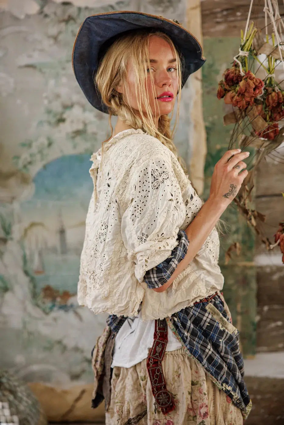 Top 2260 Eyelet Adelise Blouse - Antique White