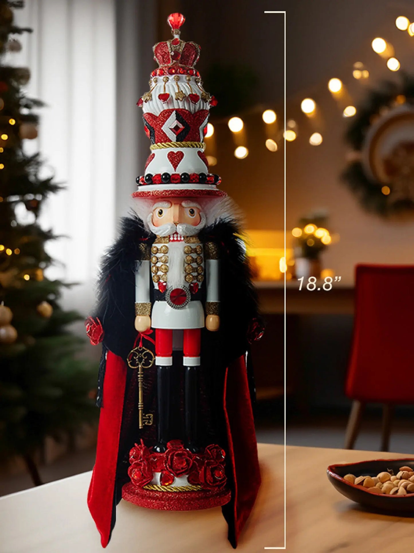 18.8” Hollywood Nutcrackers King of Hearts Nutcracker
