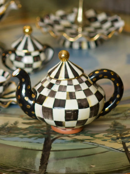 Courtly Check Ceramic Teapot