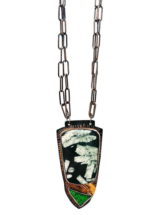 Chinese Writing Stone and Uvarovite Green Garnet Pendant Neclace
