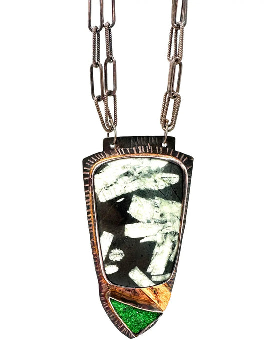 Chinese Writing Stone and Uvarovite Green Garnet Pendant Neclace