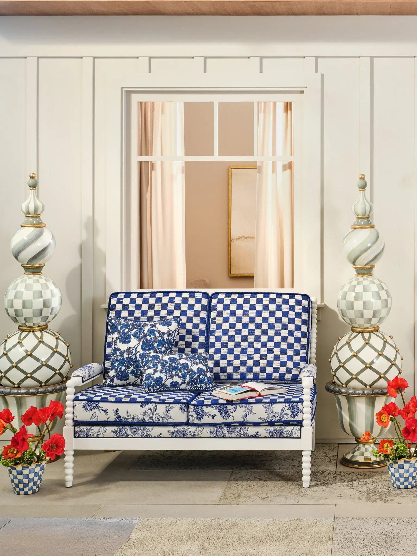 Sterling Check Trophy Topiary