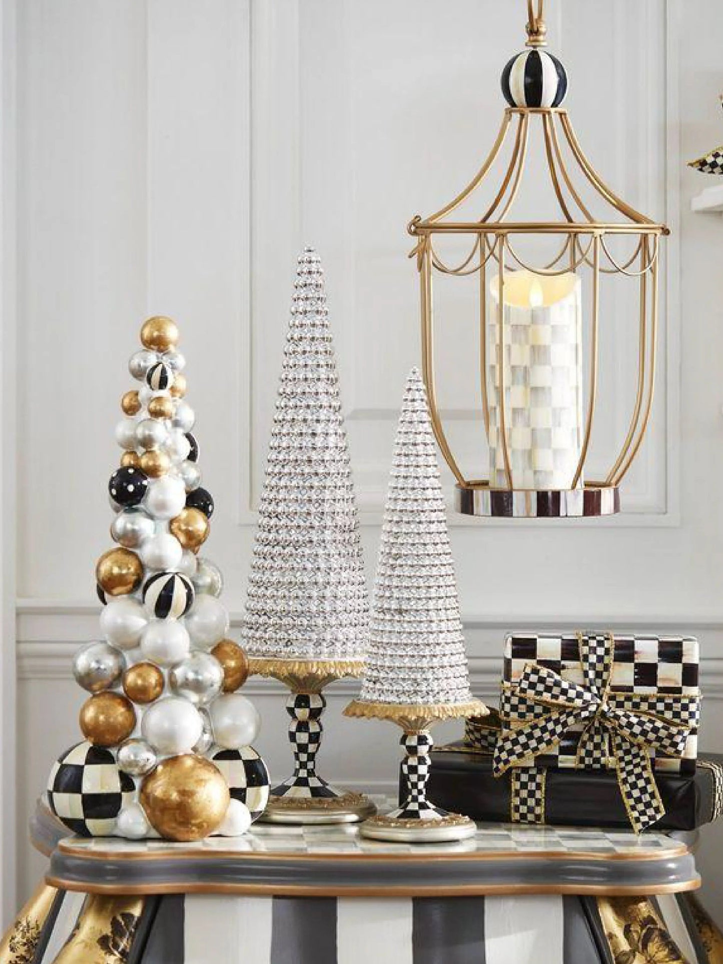 Glam Up Bauble Tree