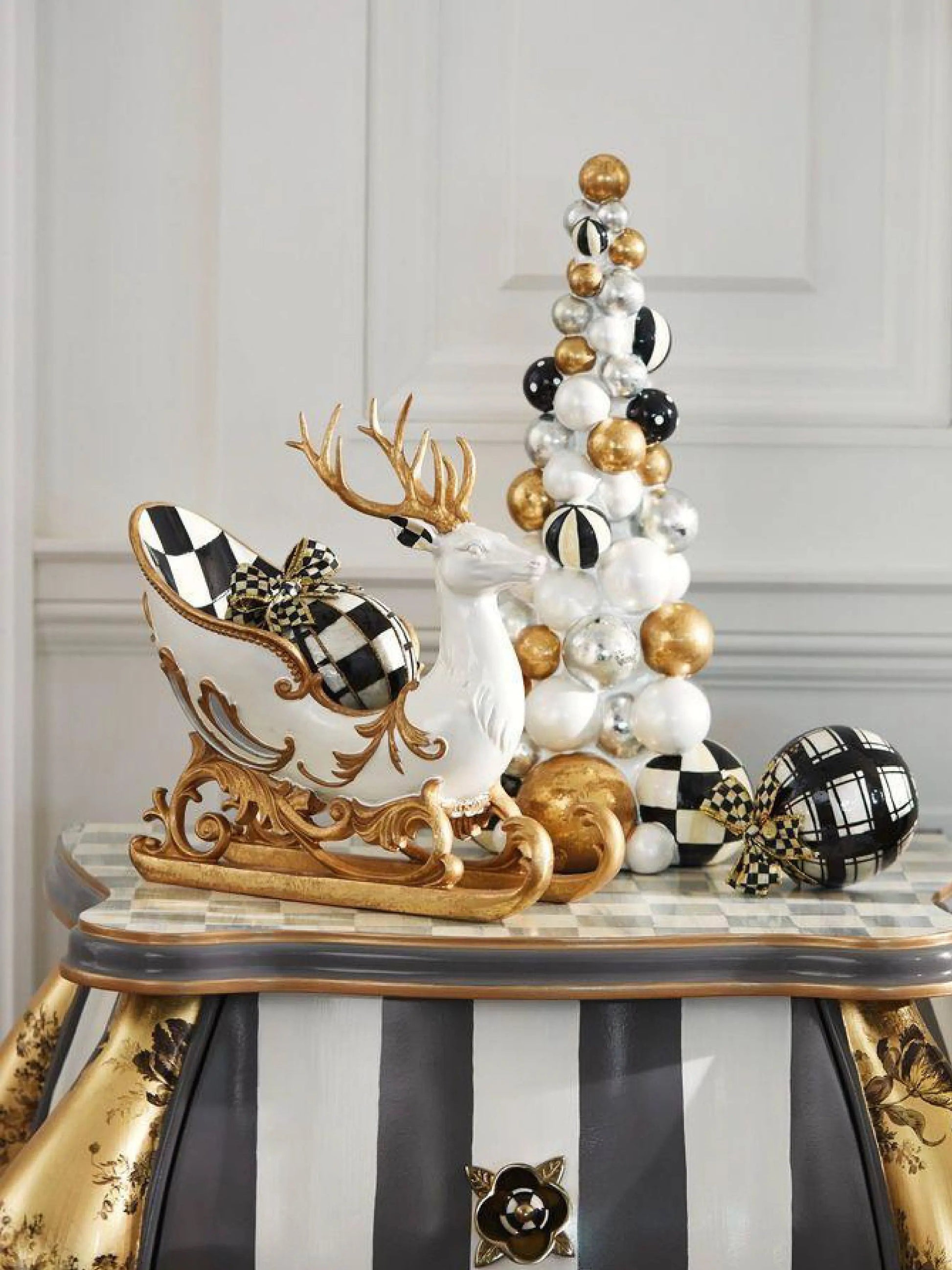 Glam Up Bauble Tree