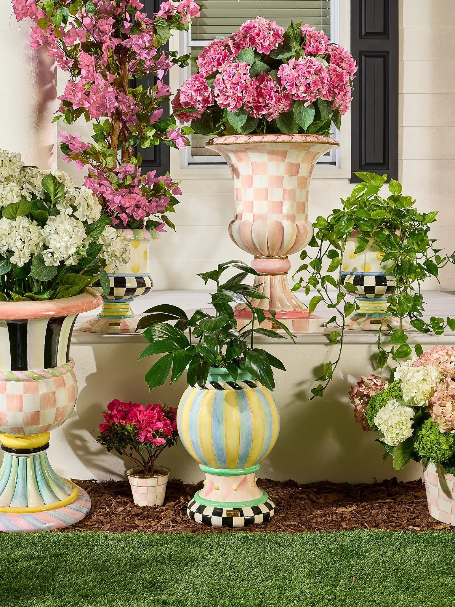 Rosy Meadow Medium Urn