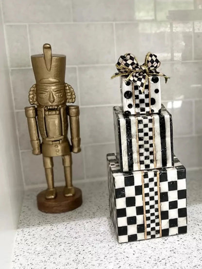 Courtly Capiz Gift Tower