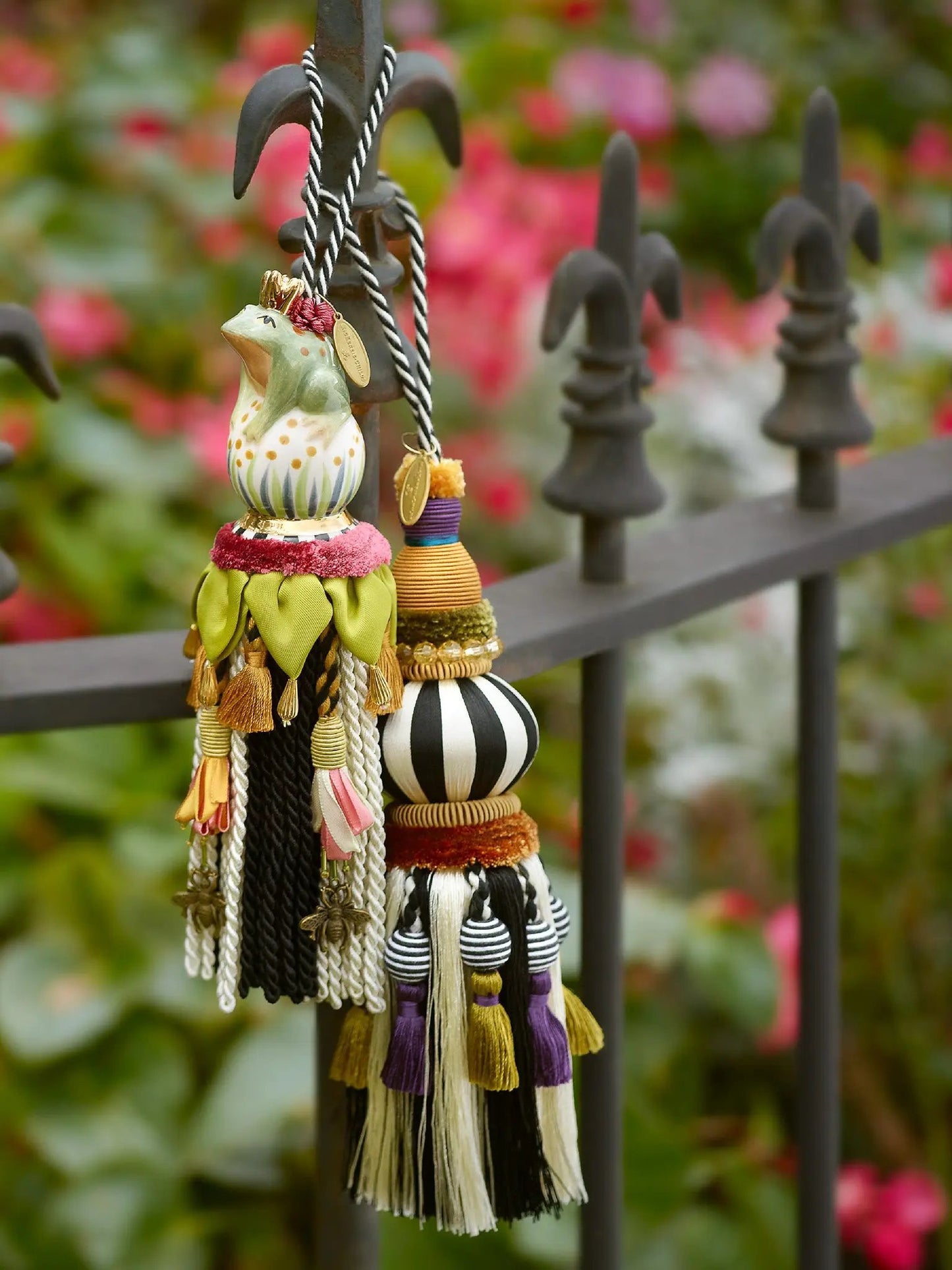 Black & White Bibelot Tassel