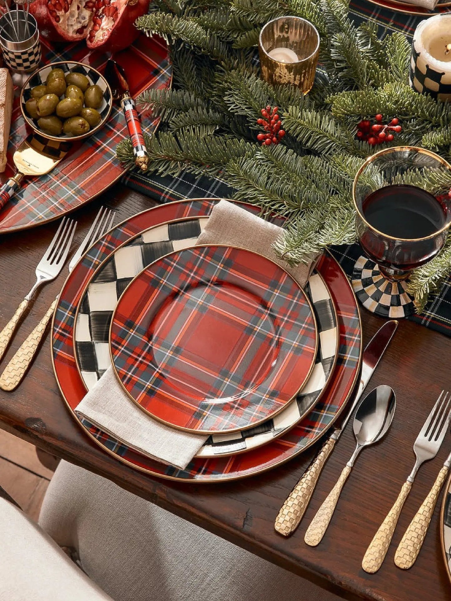 Tartastic Enamel Charger Red