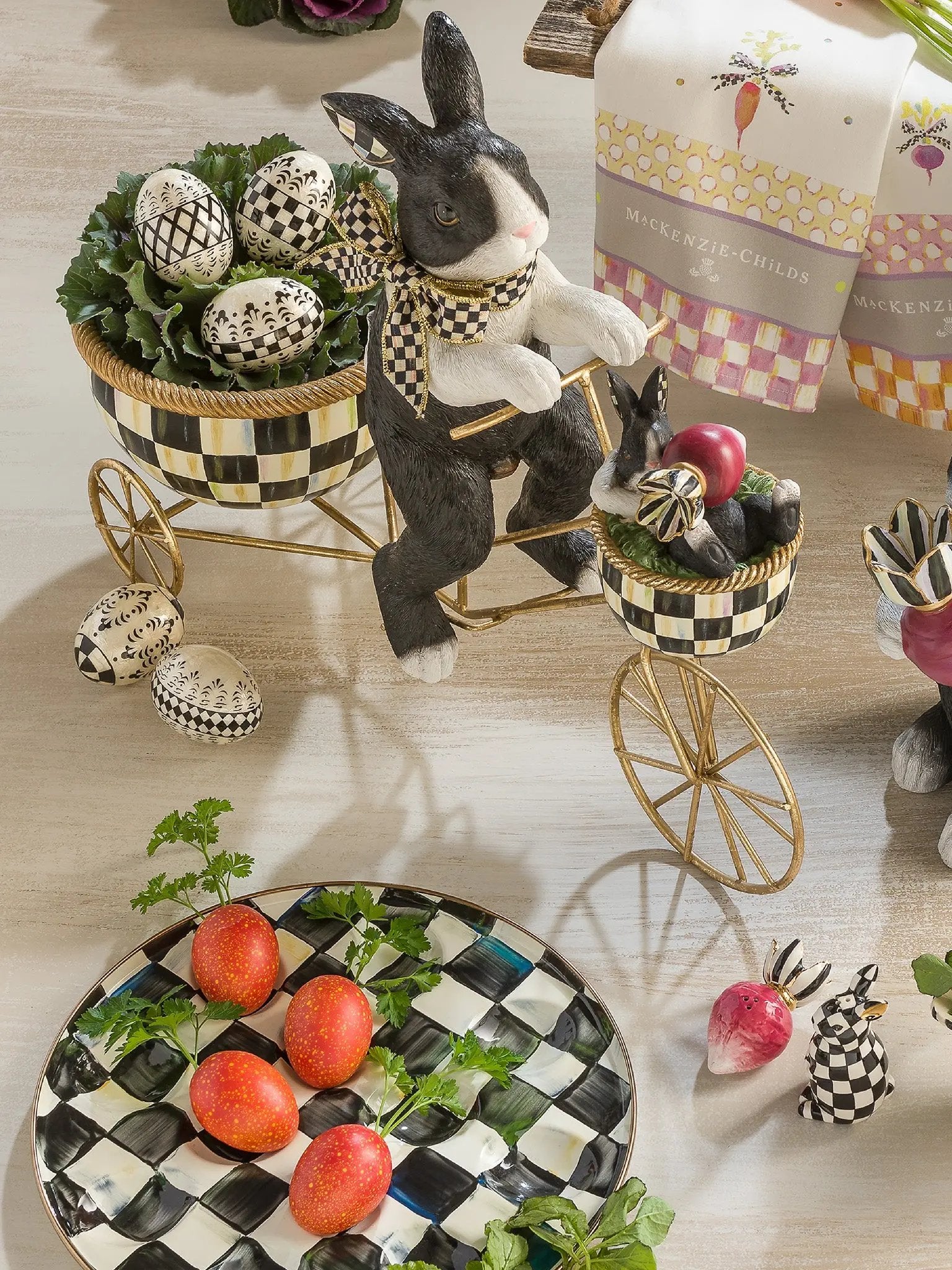 Courtly Check Egg Plate