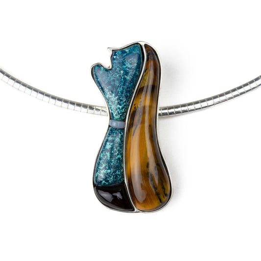 Howl at the Heavens (Luna) Pendant
