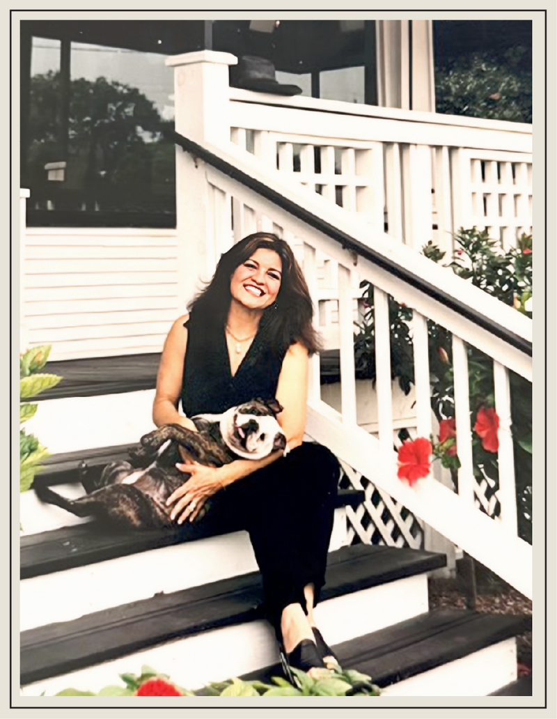 Carmen & beloved ‘Phannie Phartsi’ at the ArtsiPhartsi Kennedy location back in 1998. 